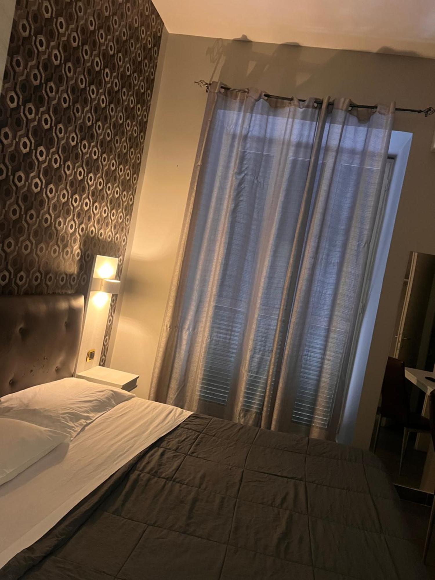 Oceania Hotels Napoli Exterior photo
